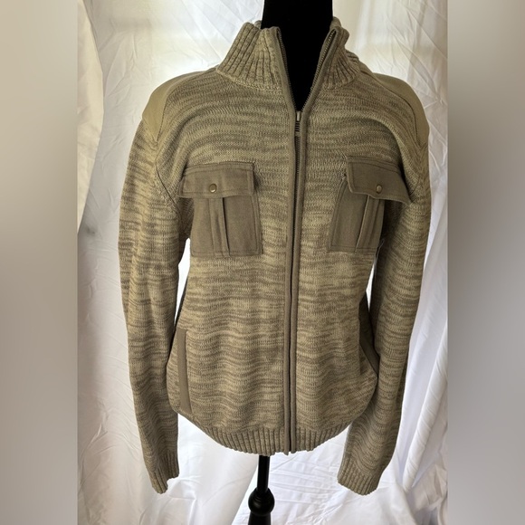 Calvin Klein Gray/Cream‎ Knit Sweater Size Medium - Picture 1 of 9